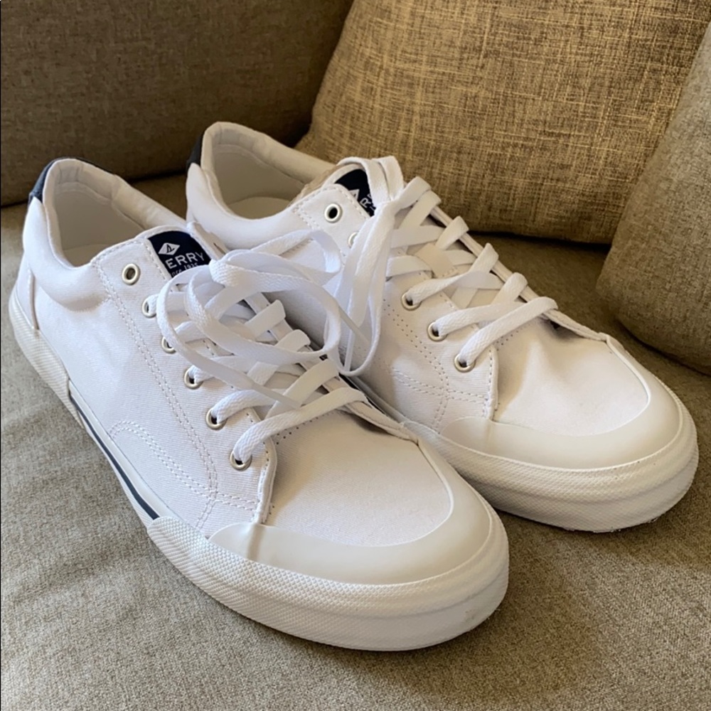 Men’s White Sperry Shoes